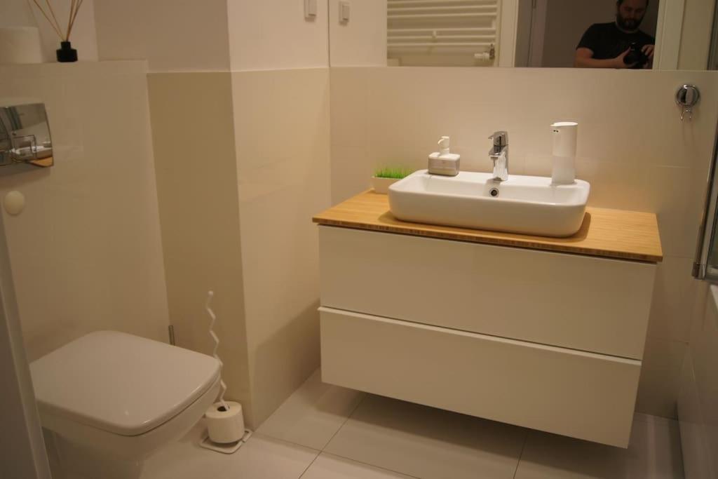 Apartmán Cichy, Nowoczesny, Komfortowy Przy Galerii Mokotow Varšava Exteriér fotografie