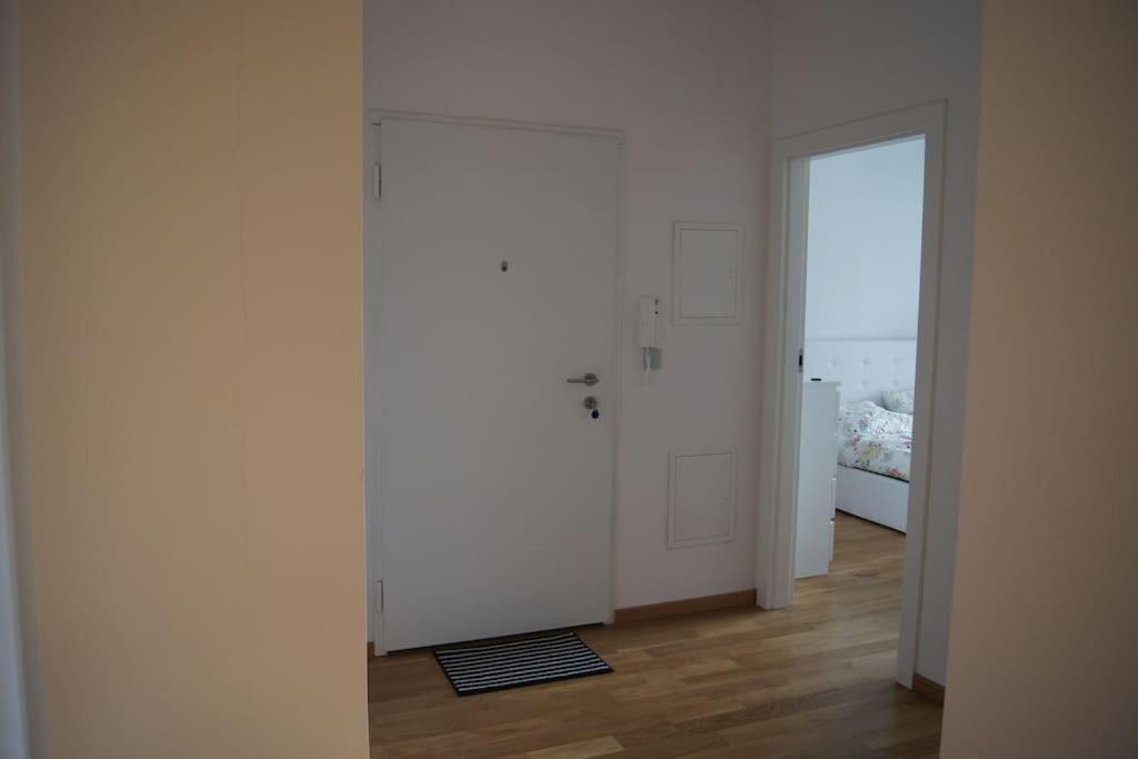 Apartmán Cichy, Nowoczesny, Komfortowy Przy Galerii Mokotow Varšava Exteriér fotografie