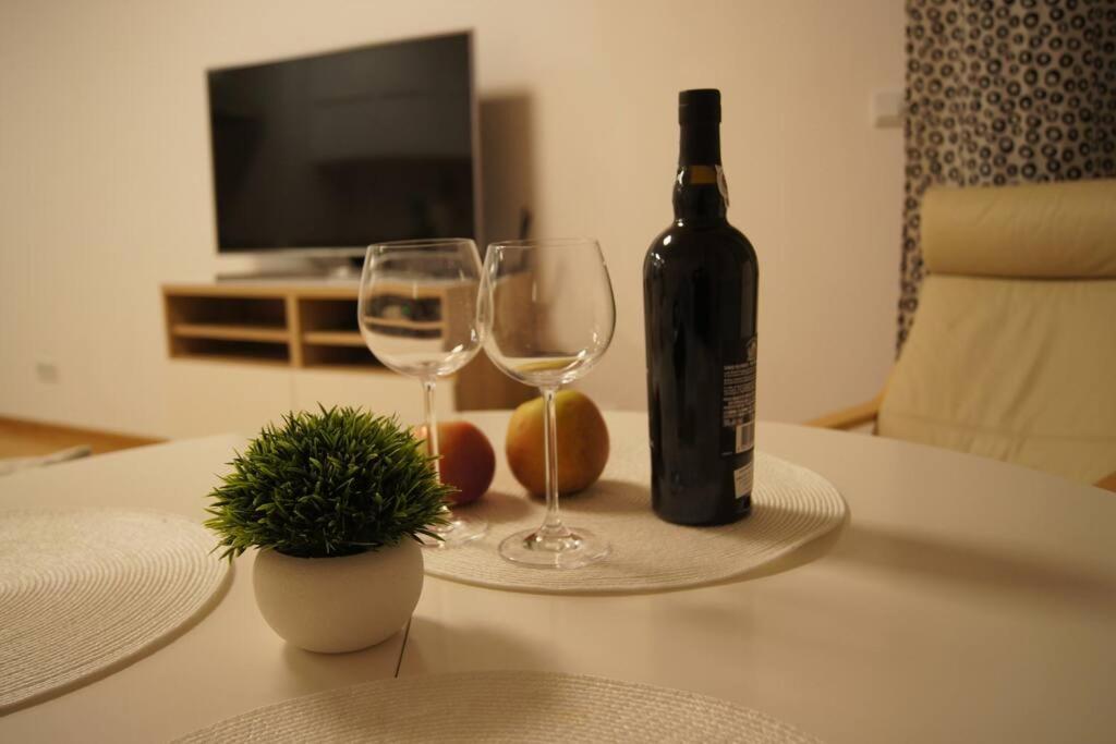Apartmán Cichy, Nowoczesny, Komfortowy Przy Galerii Mokotow Varšava Exteriér fotografie