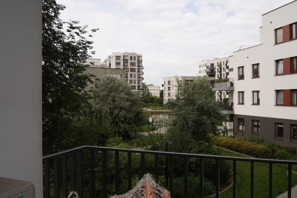 Apartmán Cichy, Nowoczesny, Komfortowy Przy Galerii Mokotow Varšava Exteriér fotografie