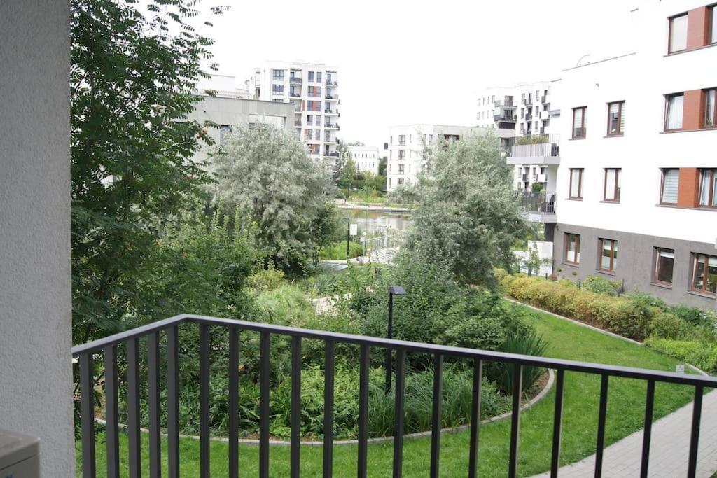 Apartmán Cichy, Nowoczesny, Komfortowy Przy Galerii Mokotow Varšava Exteriér fotografie